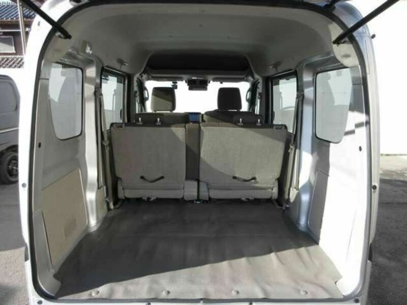 MINICAB VAN-12