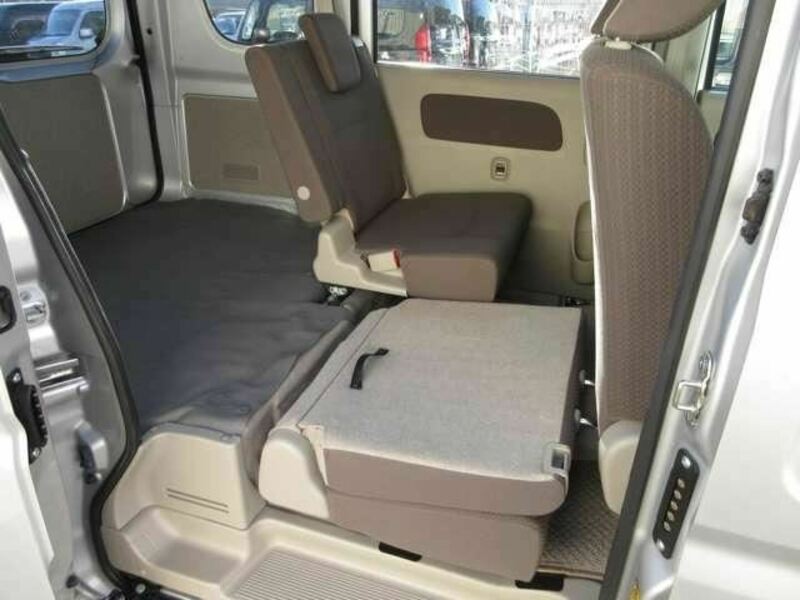 MINICAB VAN-22