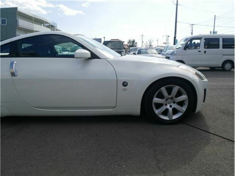FAIRLADY Z-11