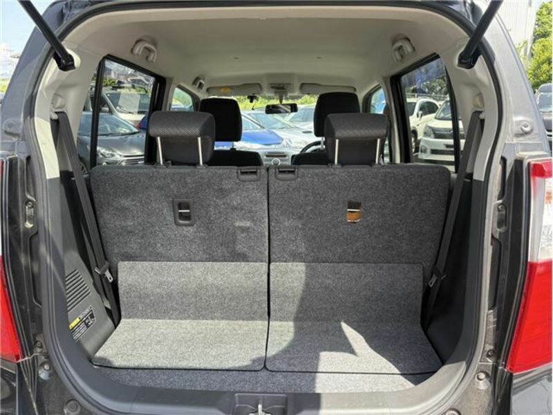 WAGON R-8