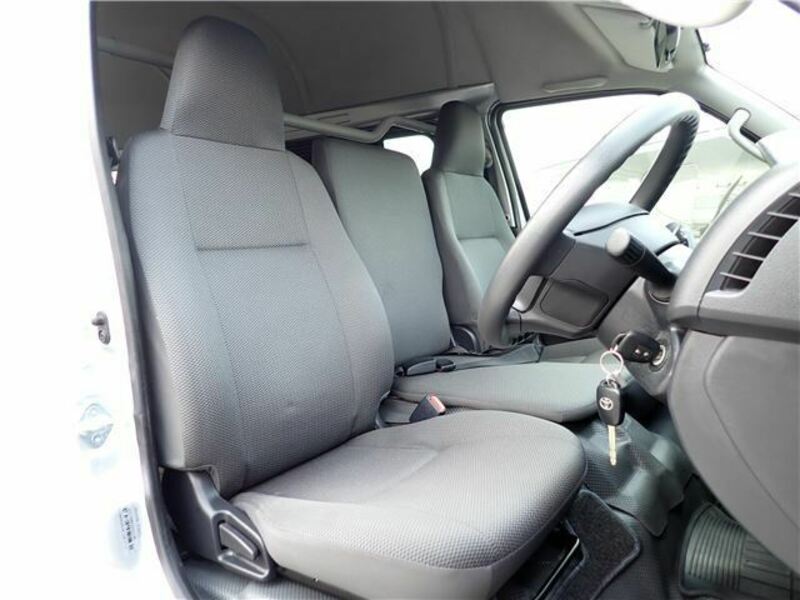 HIACE VAN-10