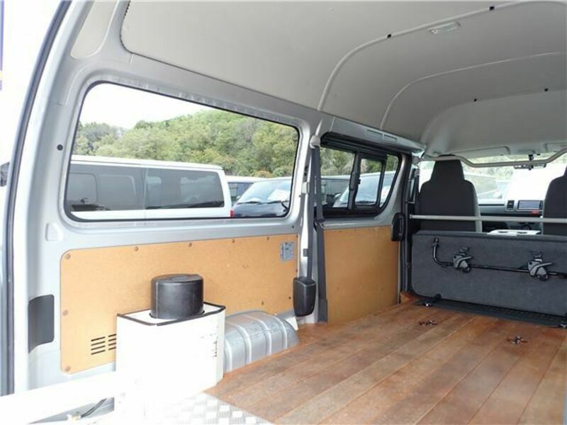 HIACE VAN-23