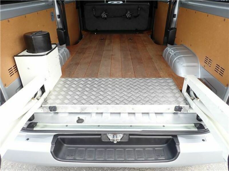 HIACE VAN-25