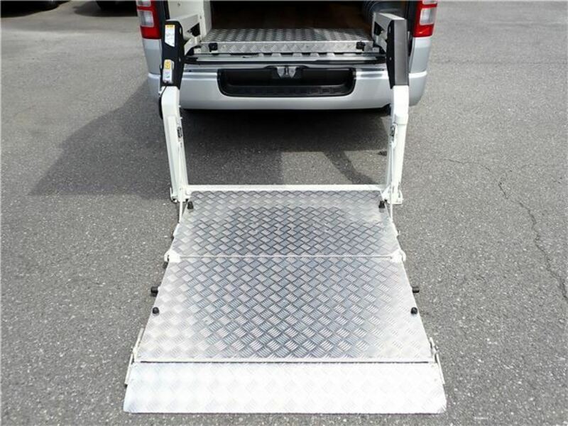 HIACE VAN-37