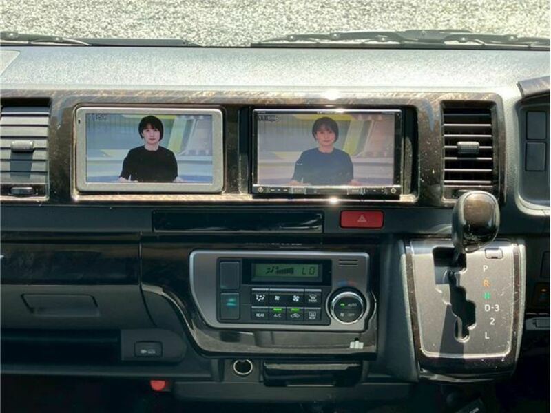 HIACE-13