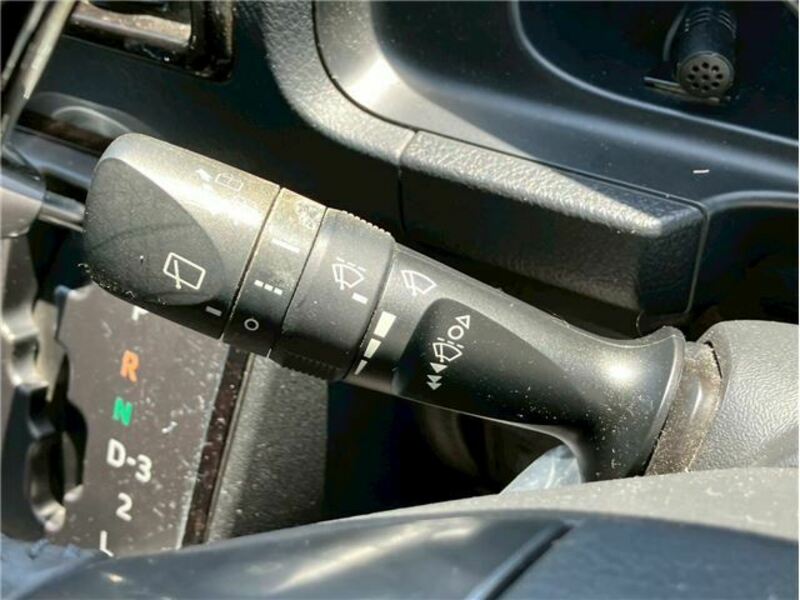 HIACE-26