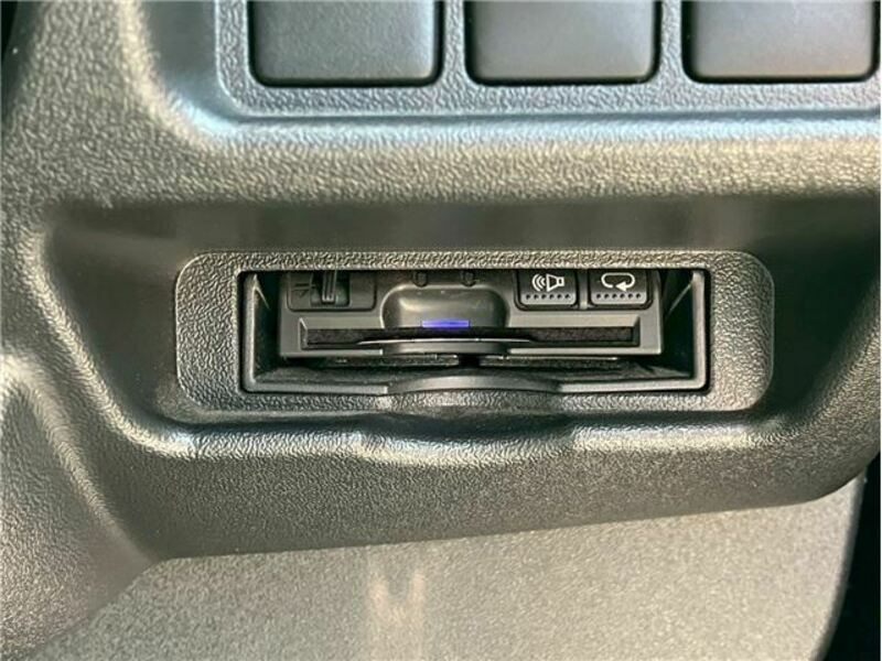 HIACE-28