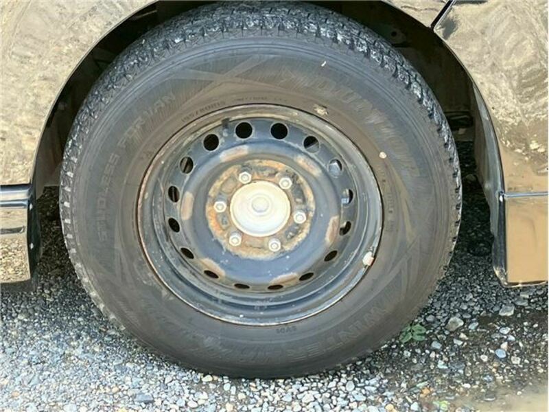 HIACE-37