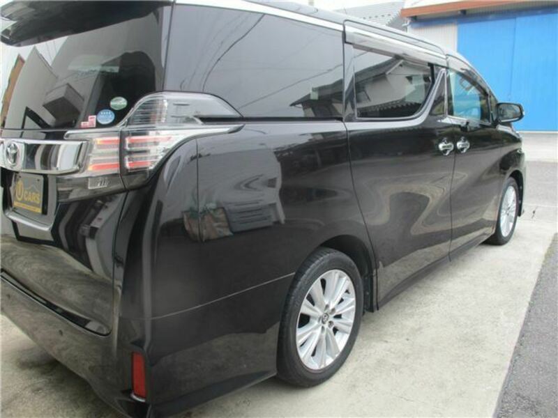 VELLFIRE-6