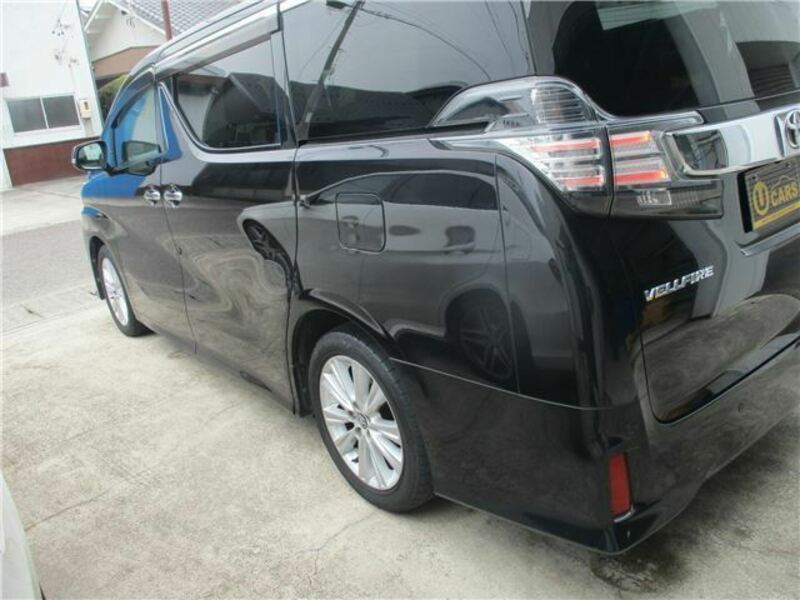 VELLFIRE-10
