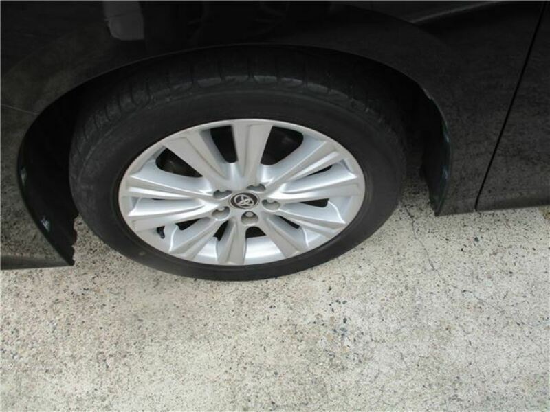 VELLFIRE-12