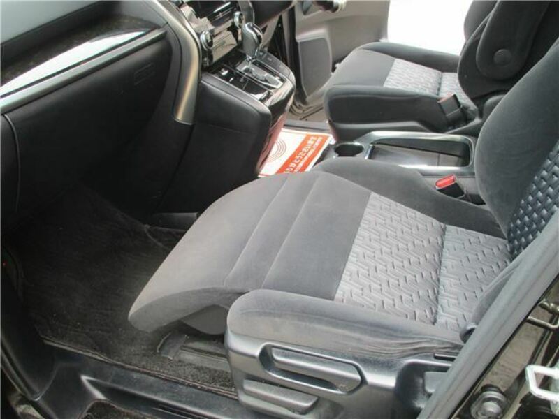 VELLFIRE-29