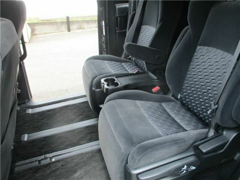 VELLFIRE-30