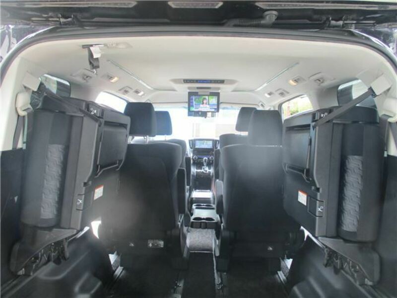 VELLFIRE-31