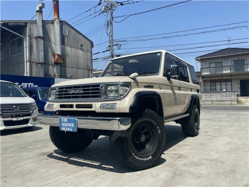 TOYOTA　LAND CRUISER PRADO
