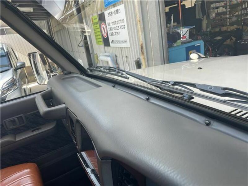LAND CRUISER PRADO-19