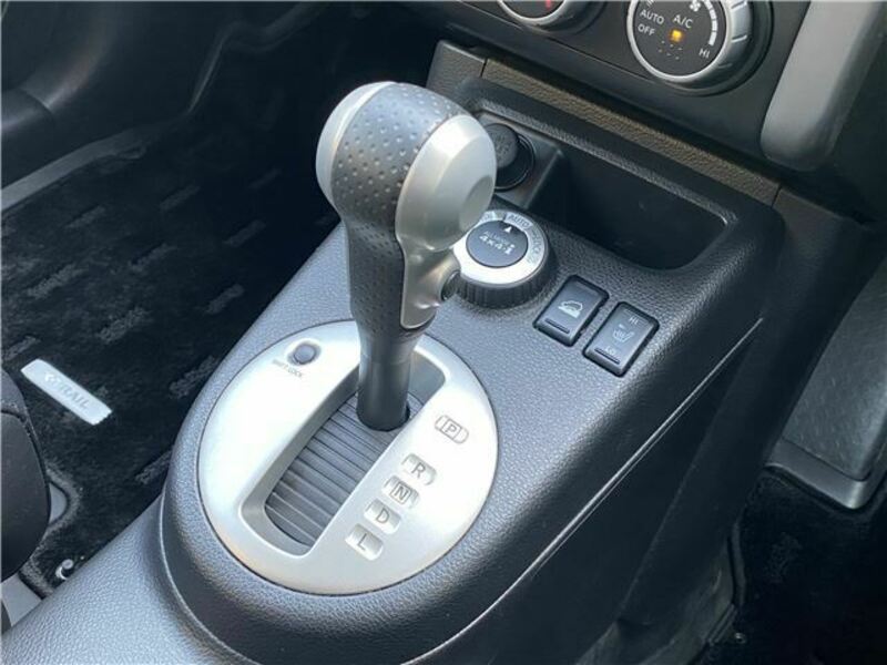 X-TRAIL-34