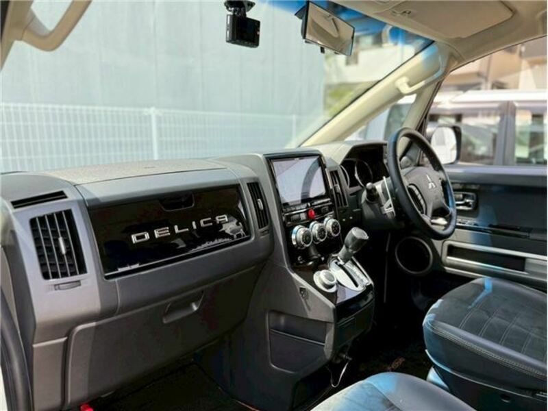 DELICA D5
