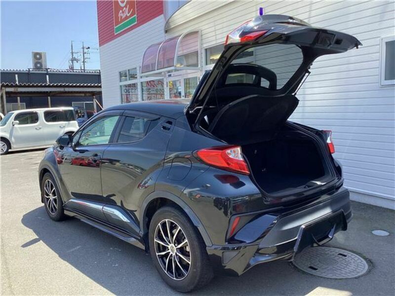 C-HR-27