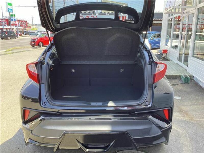 C-HR-28