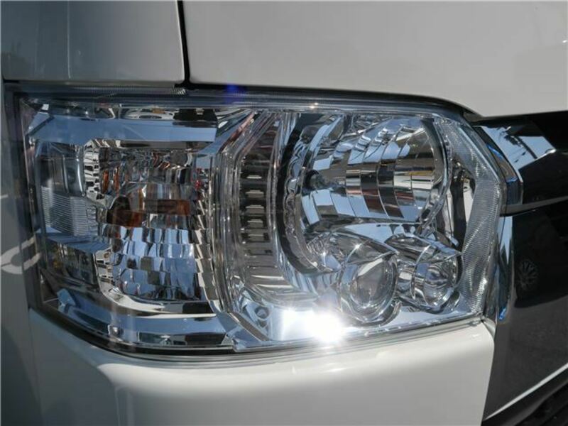 HIACE VAN-7