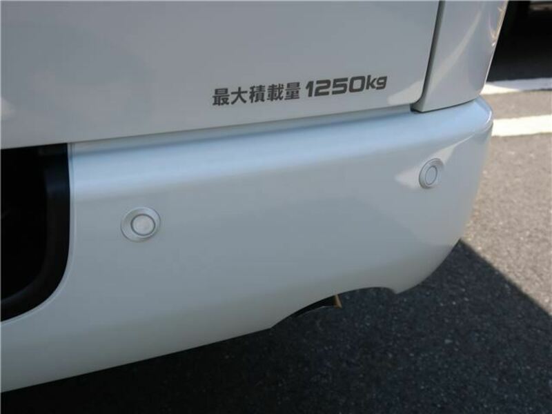 HIACE VAN-11