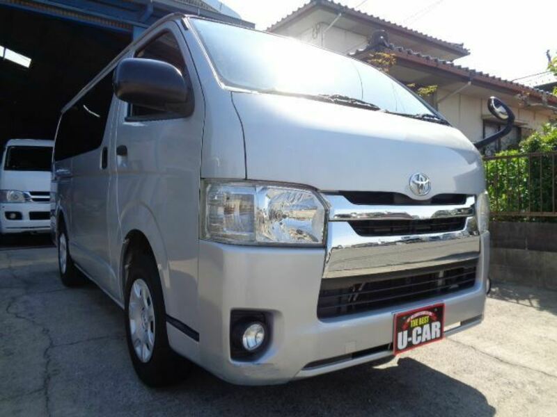 HIACE VAN-1