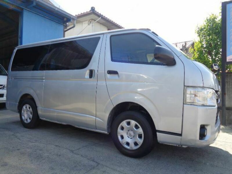 HIACE VAN-4