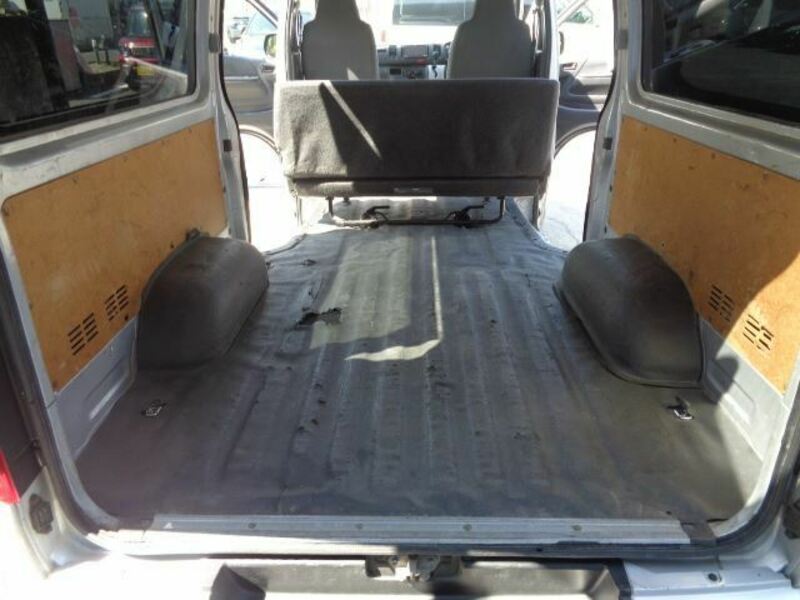 HIACE VAN-18