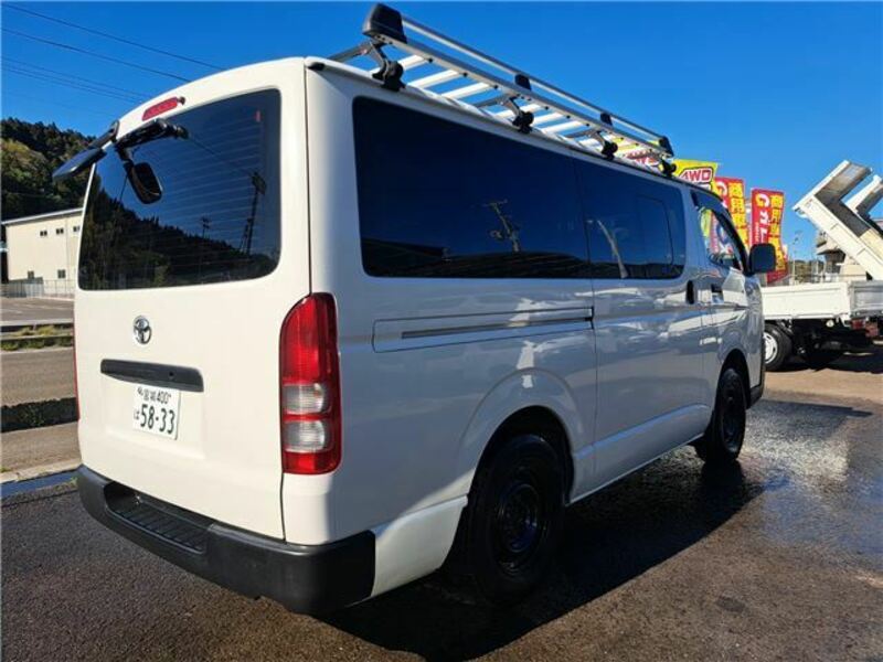 HIACE VAN