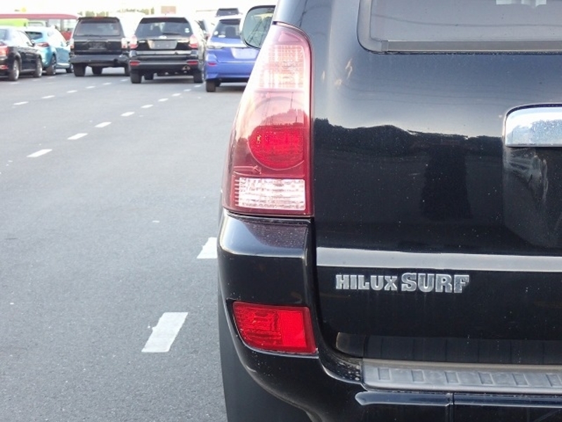 HILUX SURF