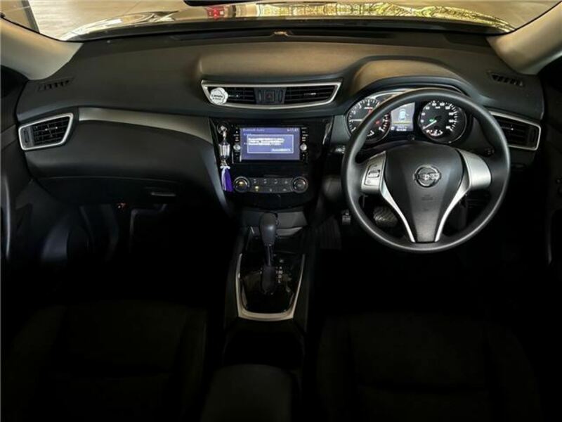X-TRAIL-1