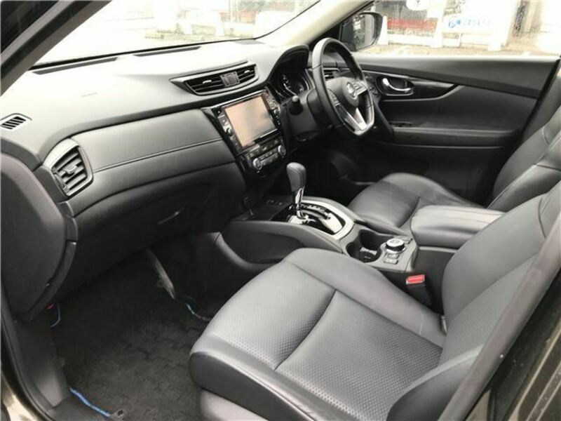 X-TRAIL-14