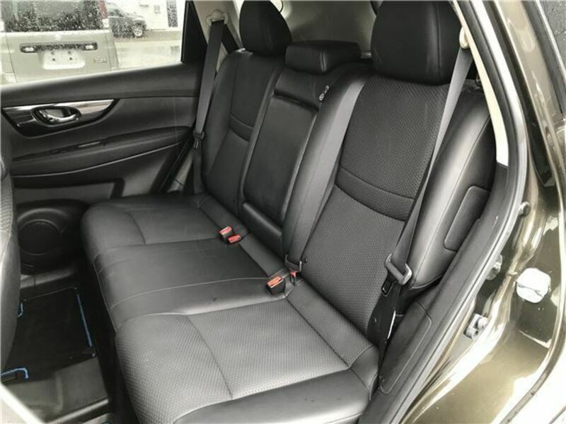 X-TRAIL-16