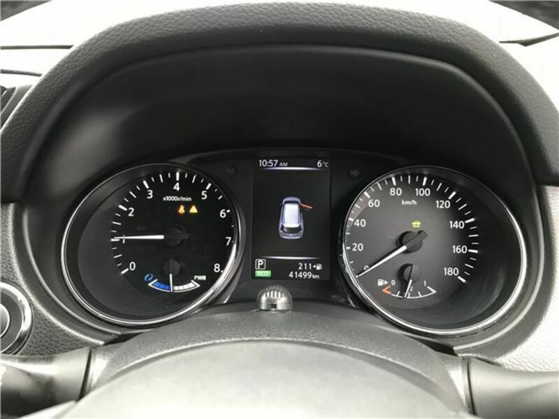 X-TRAIL-30