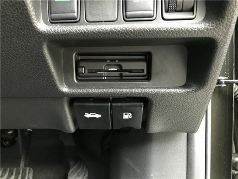 X-TRAIL-36