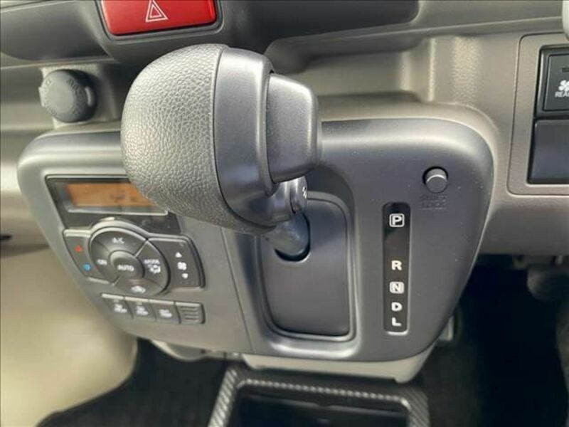 CLIPPER VAN-19