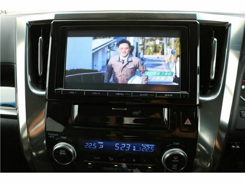 VELLFIRE-30