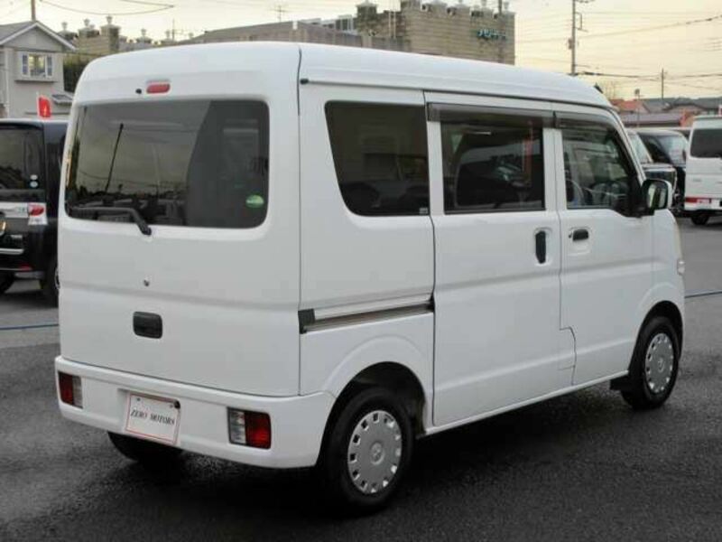 MINICAB VAN-8