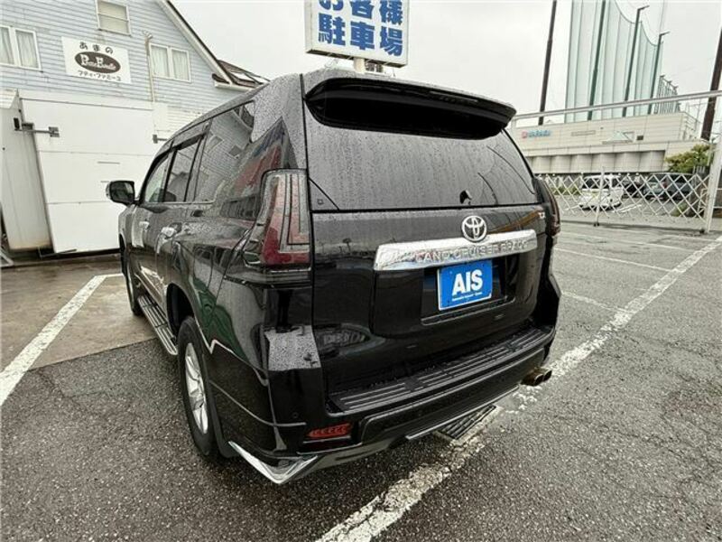 LAND CRUISER PRADO