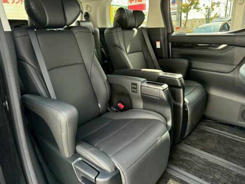 ALPHARD-4