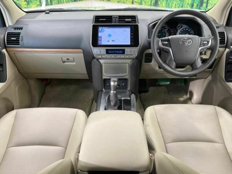 LAND CRUISER PRADO-1