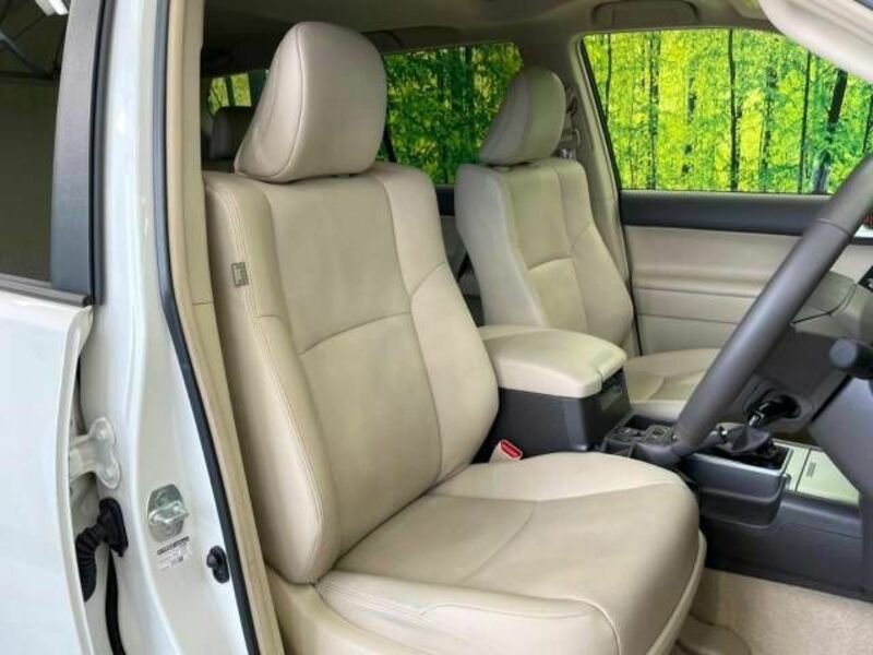 LAND CRUISER PRADO-8