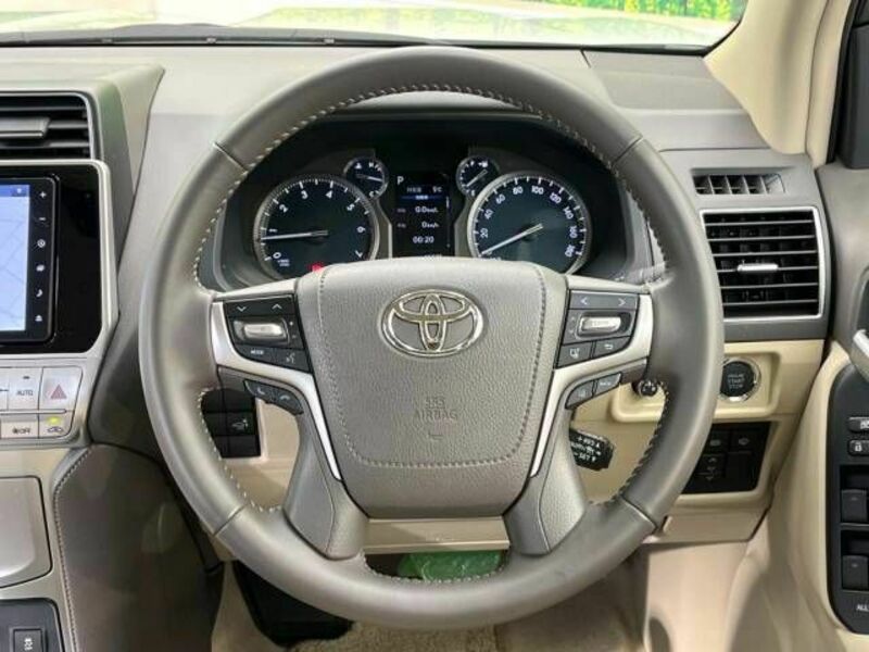 LAND CRUISER PRADO-11