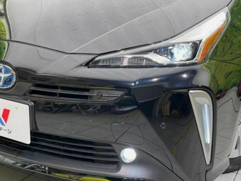PRIUS-12