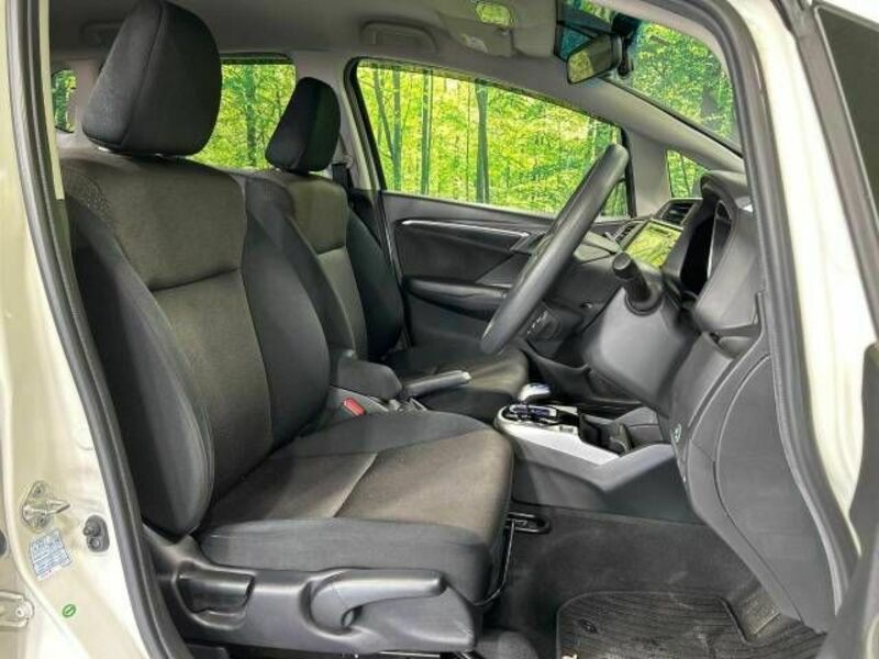 FIT HYBRID-7