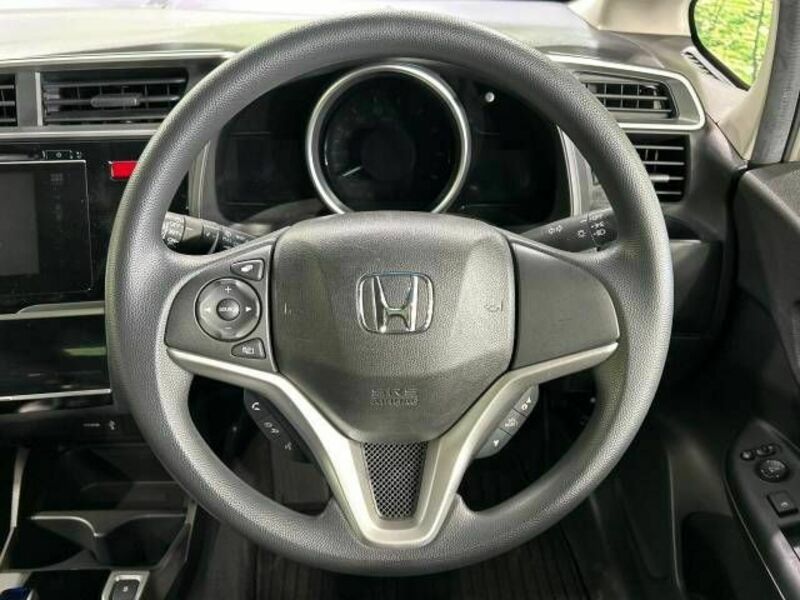 FIT HYBRID-10