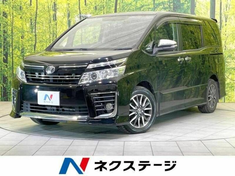 TOYOTA　VOXY