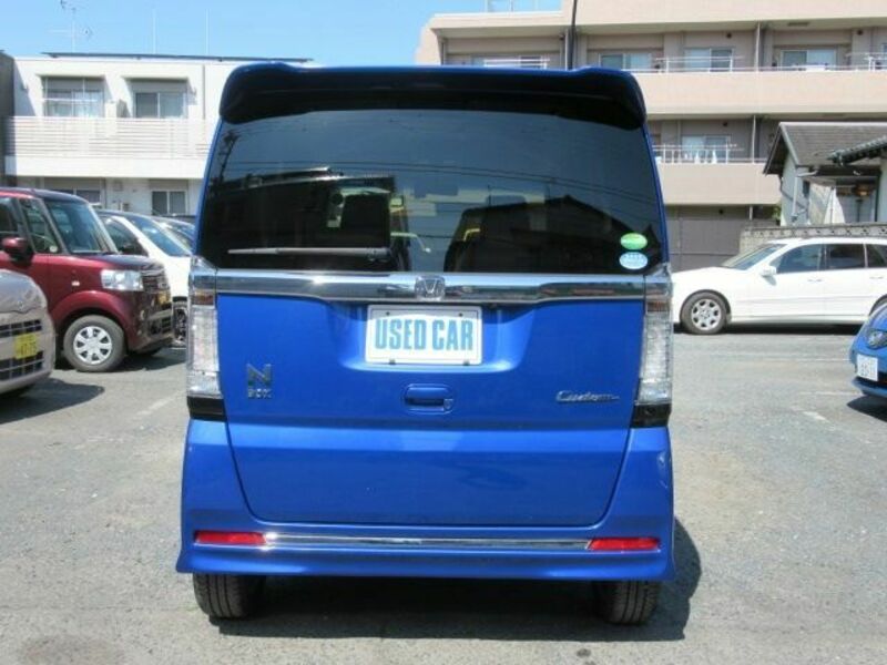 N BOX CUSTOM