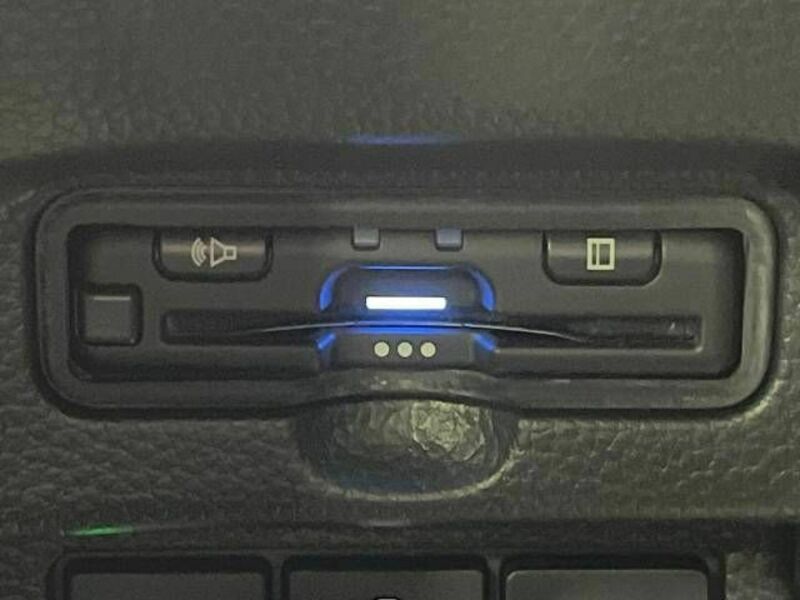 N BOX CUSTOM-7